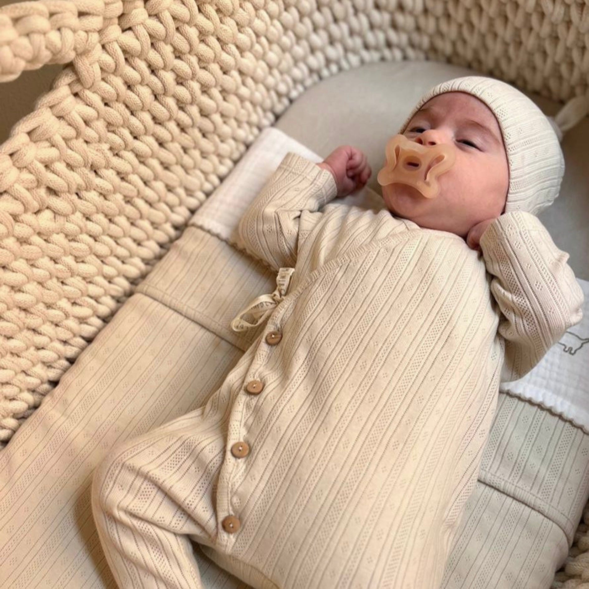 corredibo neonato in cotone colore naturale