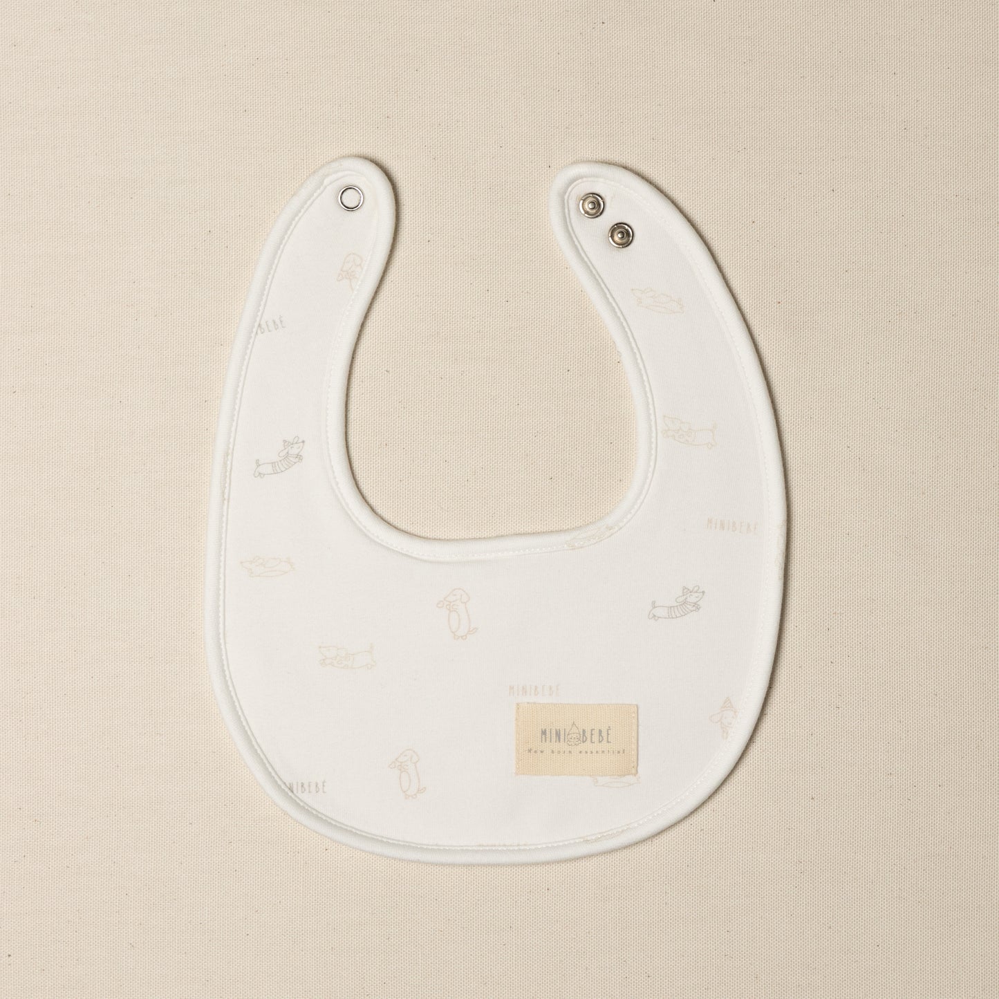 Bavaglino per neonato per i primi giorni