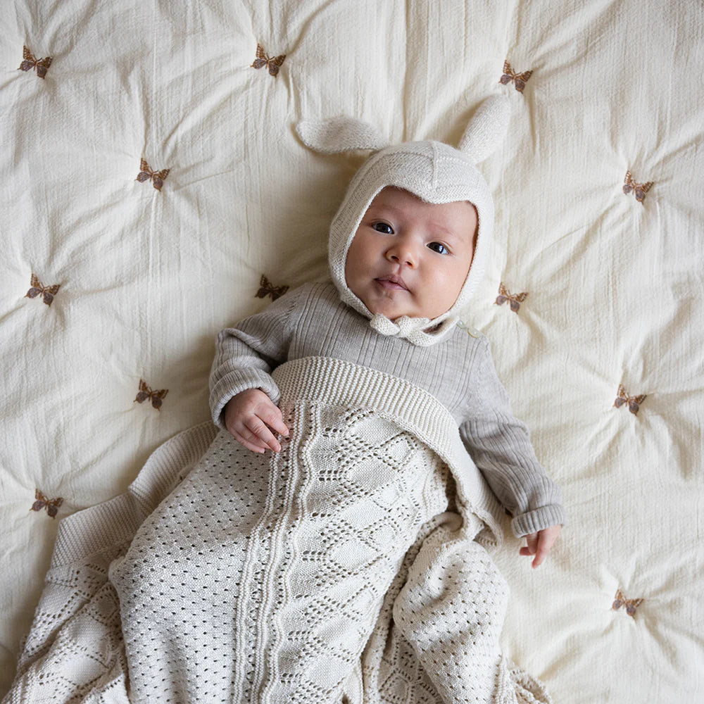 Trapunta lettino con ricamo-Farfalle