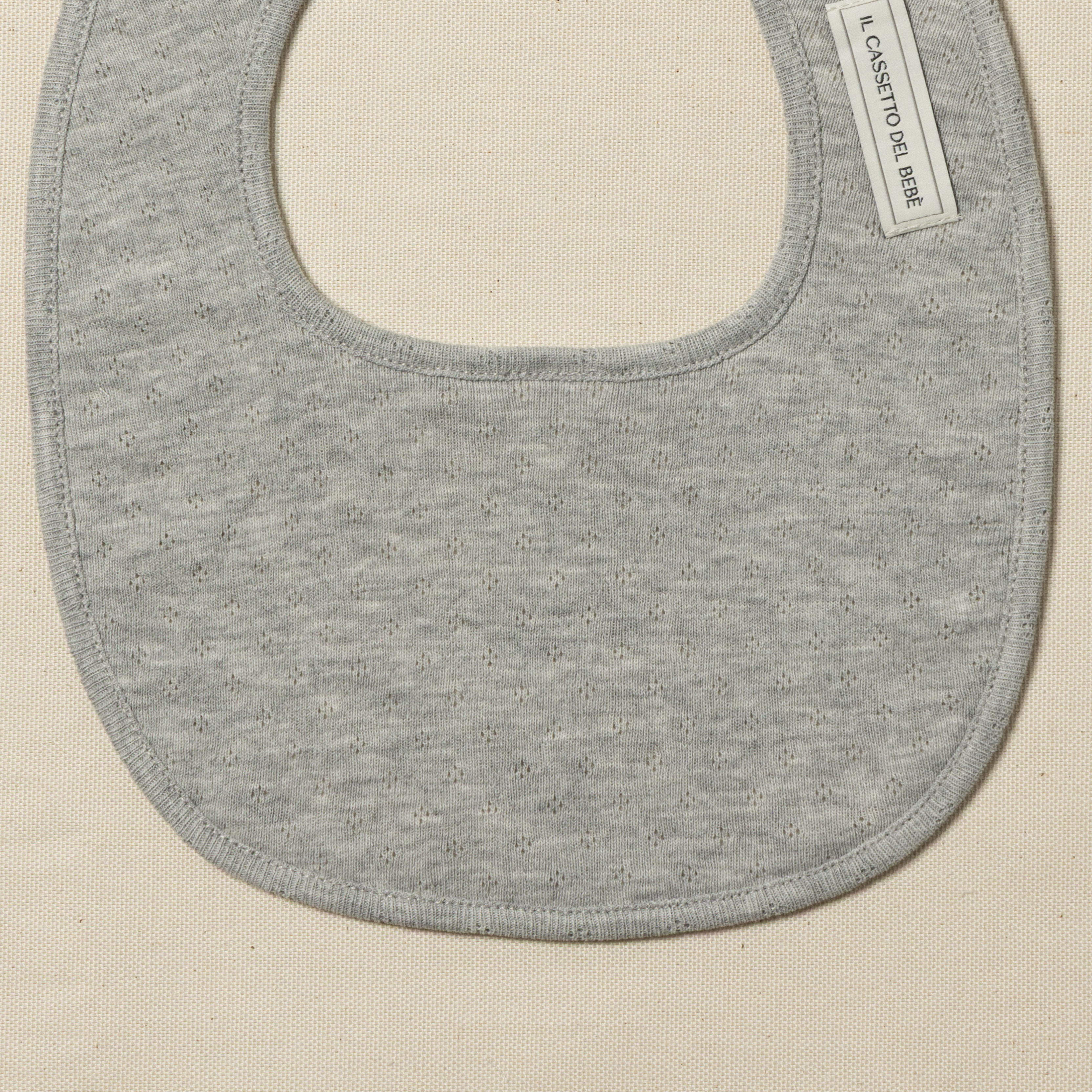 bavaglino elegante neonato